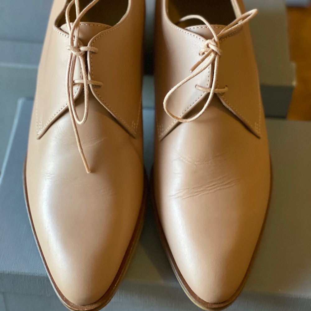 COPY - Everlane brand new Modern Oxford Nude Blush - delish!